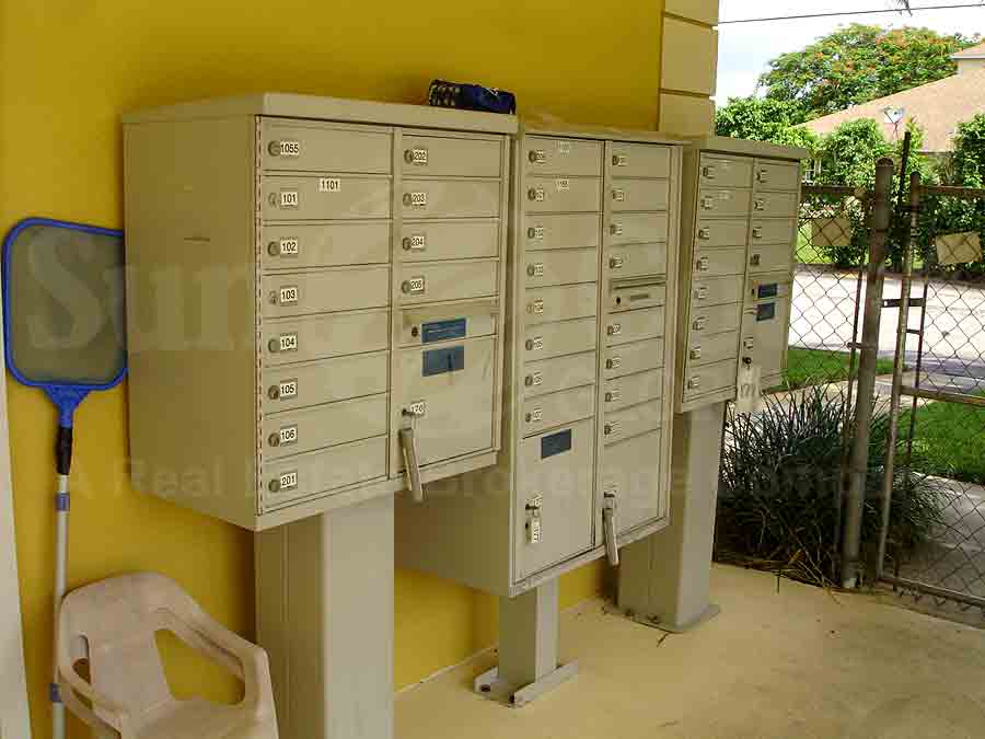 NAPLES HIDEAWAY CLUB Mail Boxes